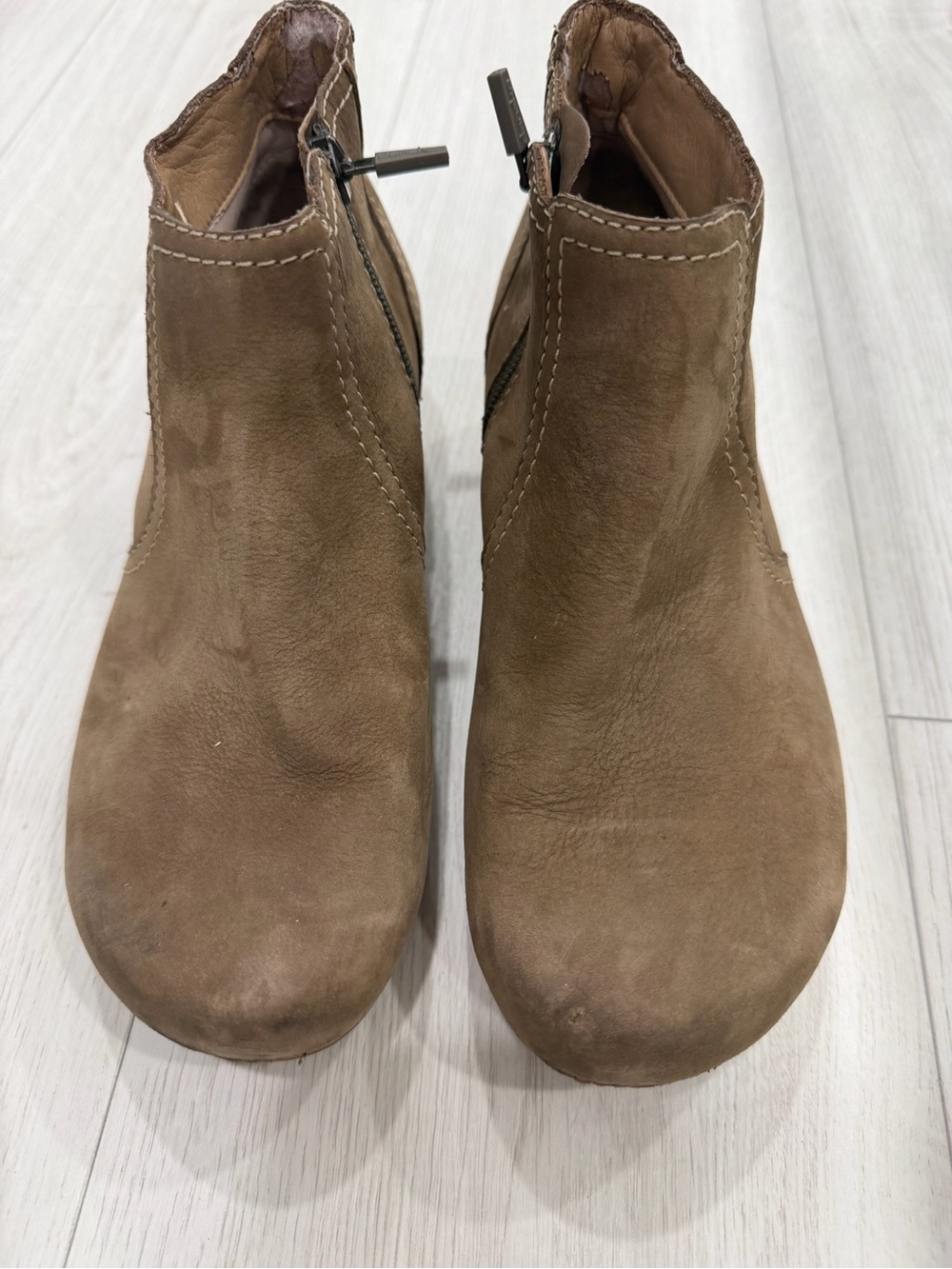 Dansko Brown Suede Ankle Boots (Clogs) with Side Zippers